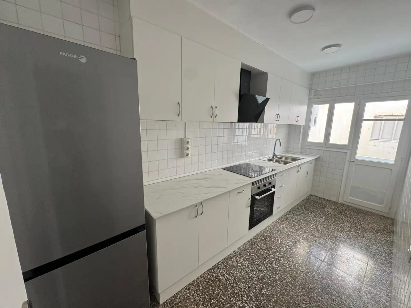Pis de lloguer a Avinguda Joan Peset Aleixandre, Casas Verdes - Ermita