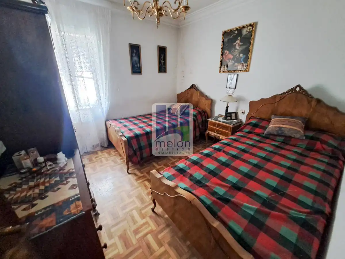 Dormitori de Pis en venda en Burgos