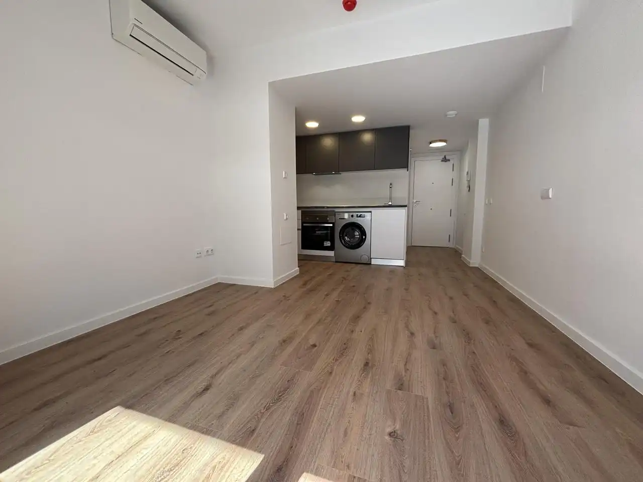 Living room of Study for rent in San Sebastián de los Reyes  with Air Conditioner, Heating and Terrace