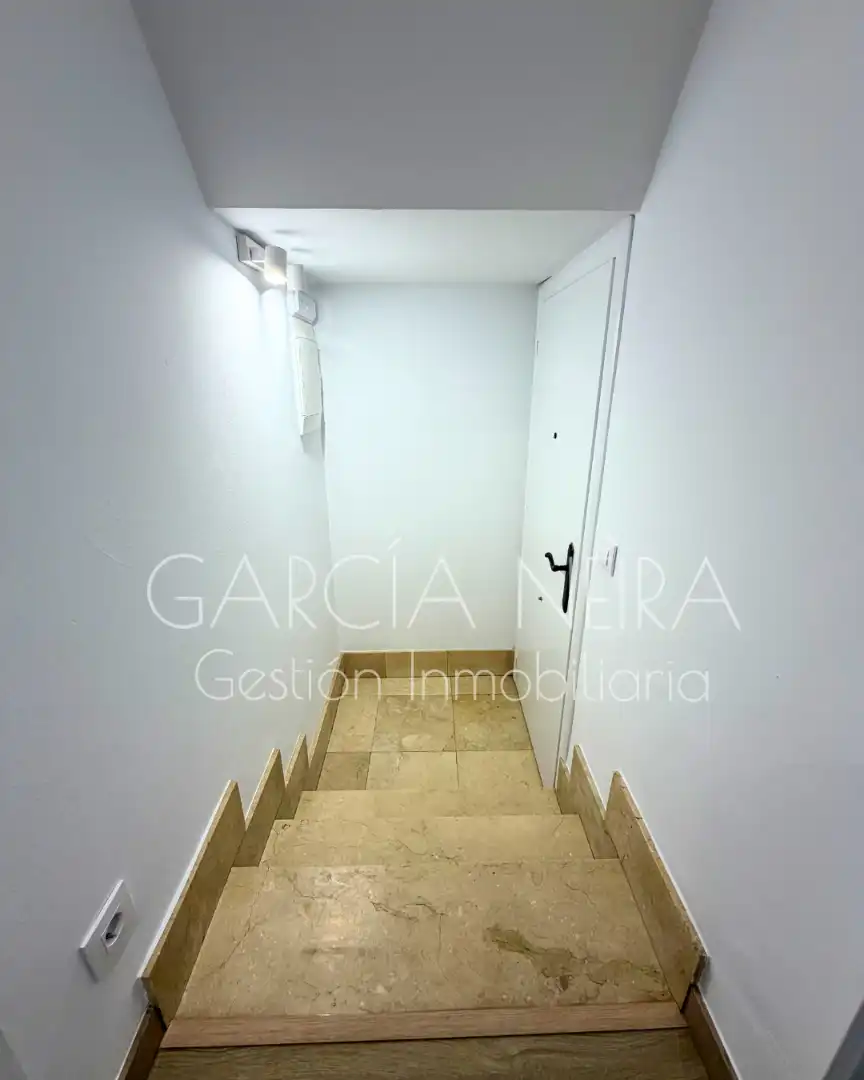 Piso en venta en Oviedo  con Calefacción y Amueblado