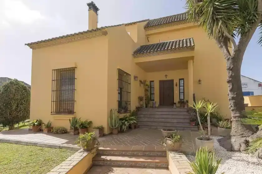 Vista exterior de Casa o xalet en venda en Chiclana de la Frontera