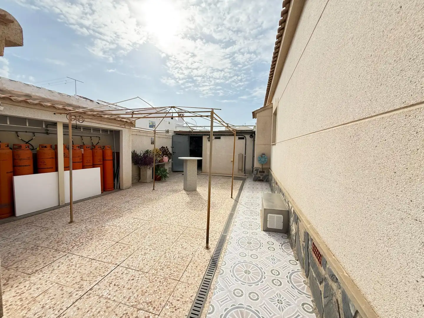 Villa con piscina in vendita a Zona Carrefour - Urbanizaciones, imagen 15