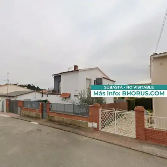 Casa amb piscina en venda a MILLET 30