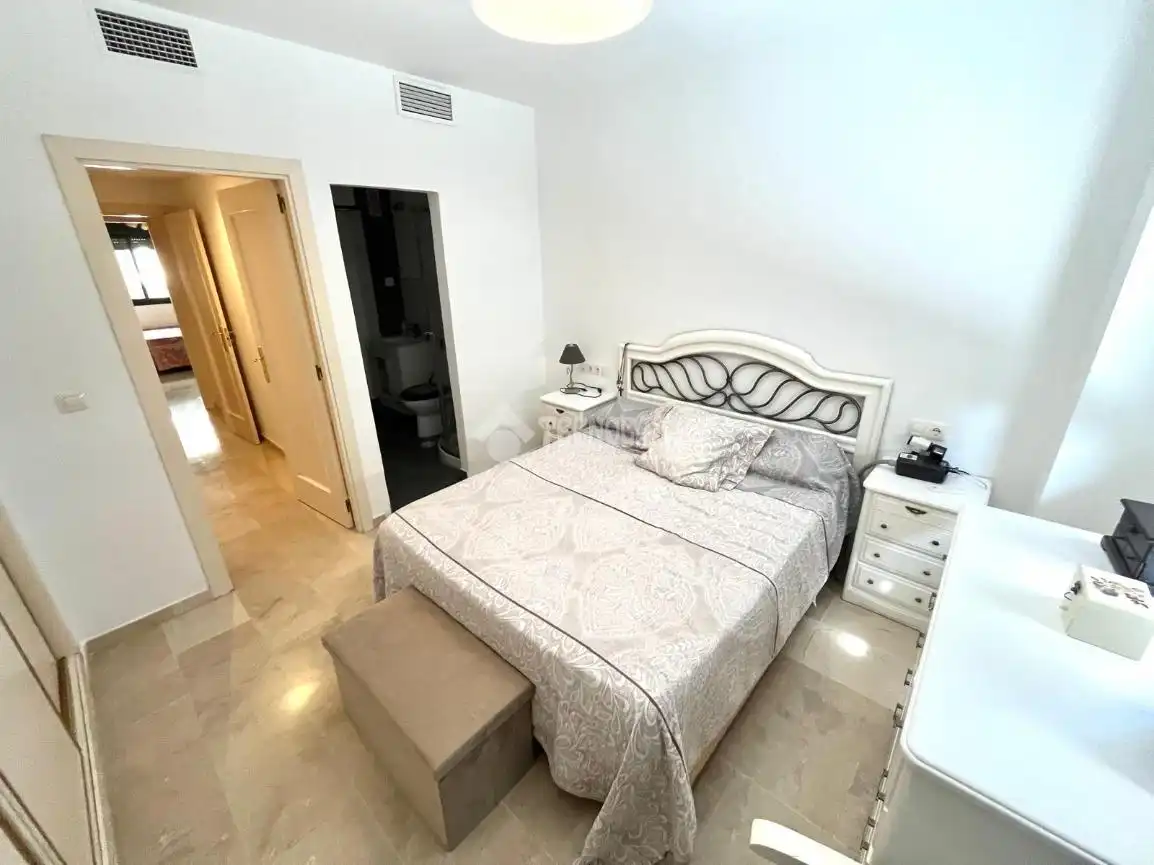 Habitación de Piso en venta en Estepona