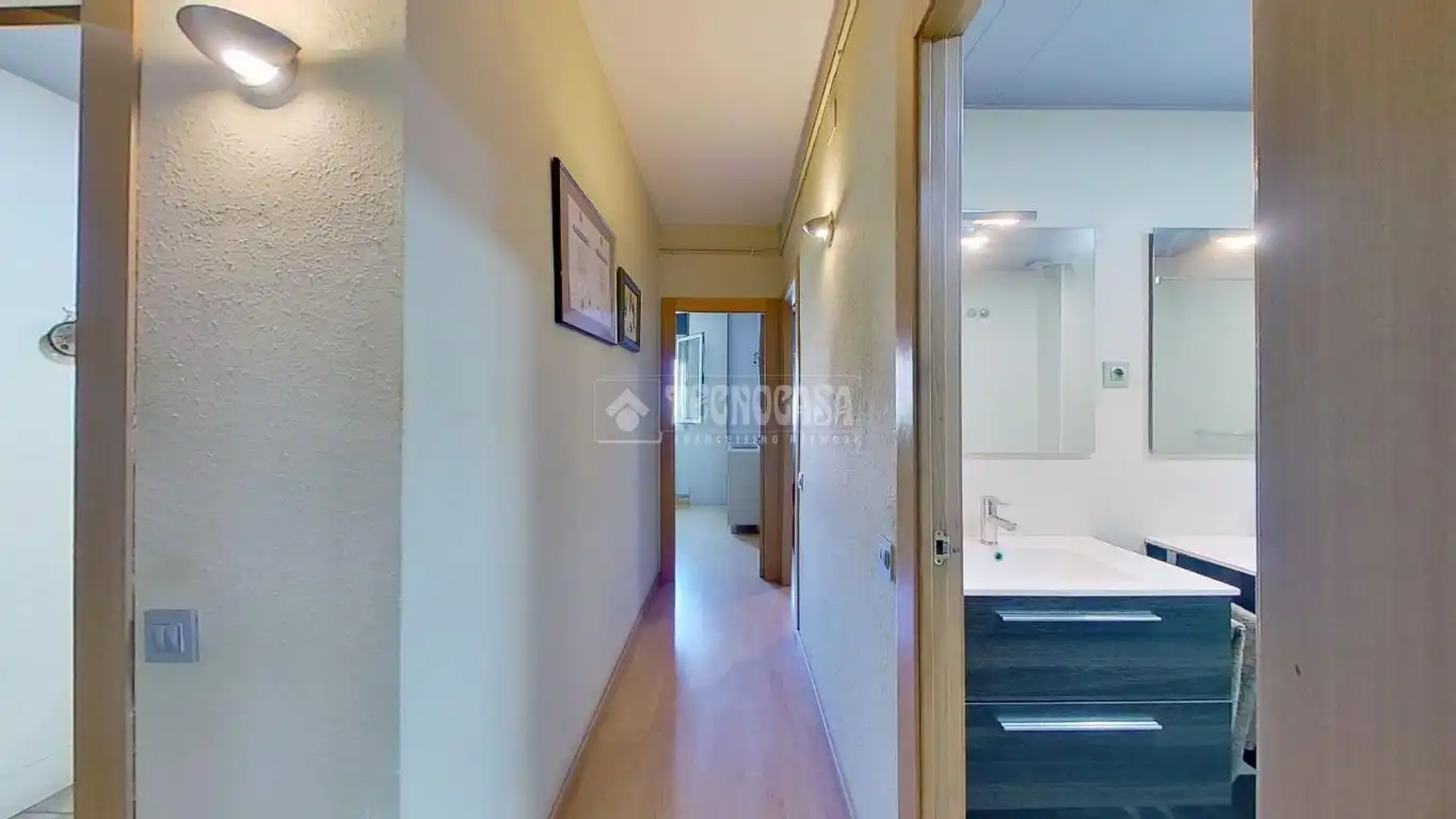 Piso en venta en Sabadell con Aire acondicionado
