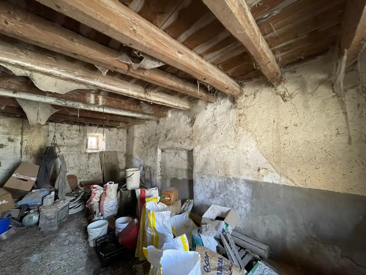 Casa rústica amb jardí en venda a Calle Caridad, imagen 2