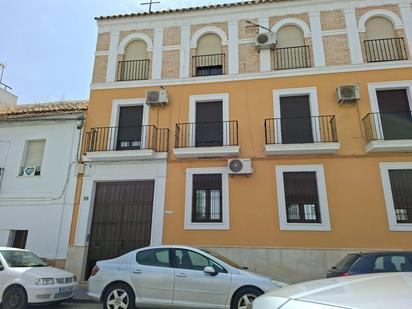 Vista exterior de Pis en venda en Écija amb Aire condicionat, Calefacció i Terrassa