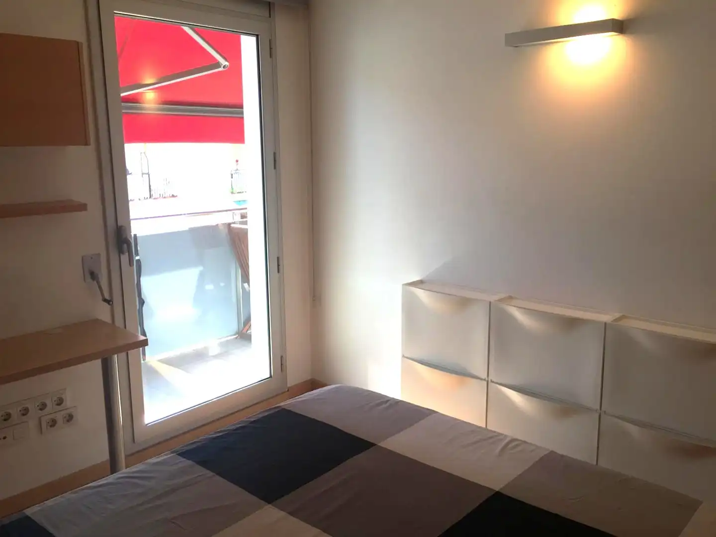 Apartament de lloguer a Carrer de la Indústria, La Sagrera