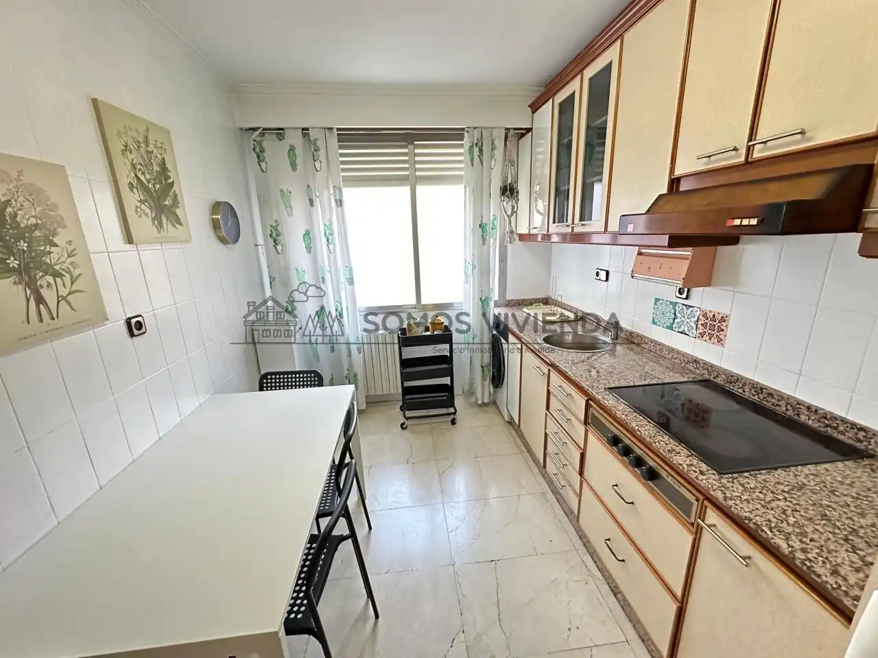 Küche von Dachboden zur Miete in Ourense Capital  mit Heizung, Terrasse und Möbliert