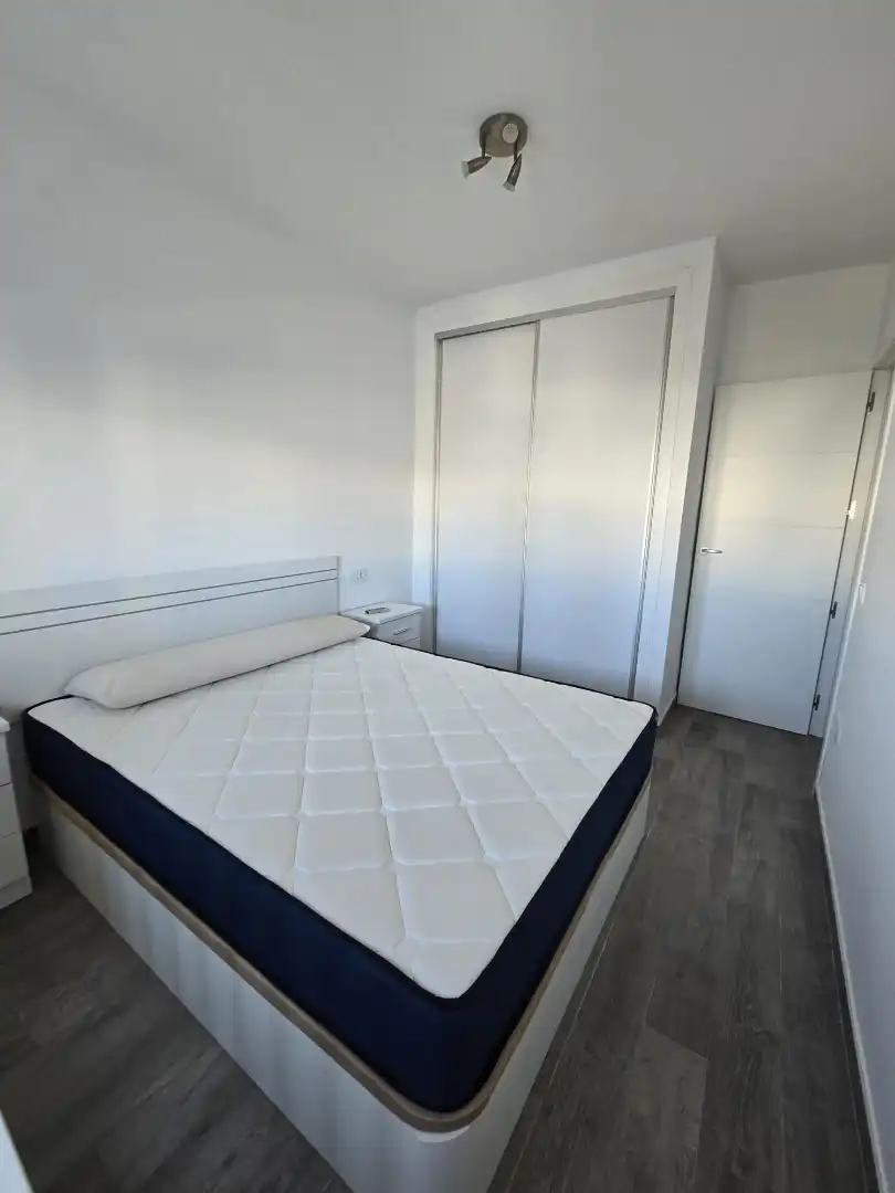 Schlafzimmer von Wohnung zum Verkauf in Barbate mit Klimaanlage, Möbliert und Ofen