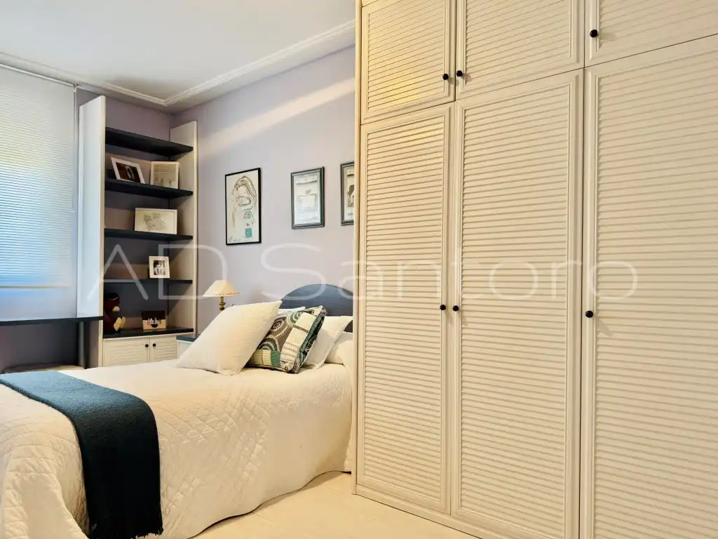 Habitación de Casa adosada en venta en Vilanova i la Geltrú