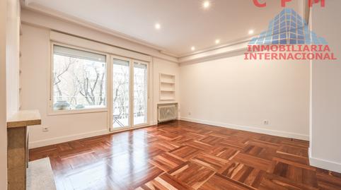 Foto 3 de Pis de lloguer a Cuatro Caminos - Azca,  Madrid Capital