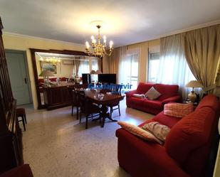 Sala d'estar de Pis de lloguer en  Sevilla Capital