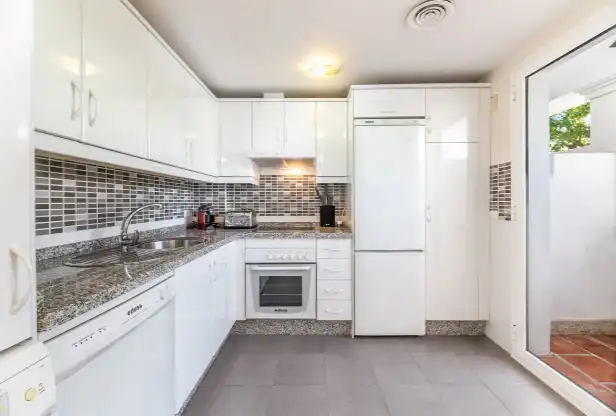 Adosado con terraza en venta en Avenida de Julio Iglesias s/n, imagen 8