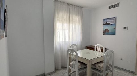 Foto 4 de Piso de alquiler en Martínez Maldonado, 30, Los Castillejos - La Trinidad, Málaga Capital