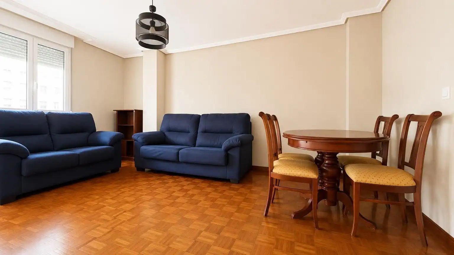 Sala de estar de Piso en venta en Santander con Calefacción y Balcón