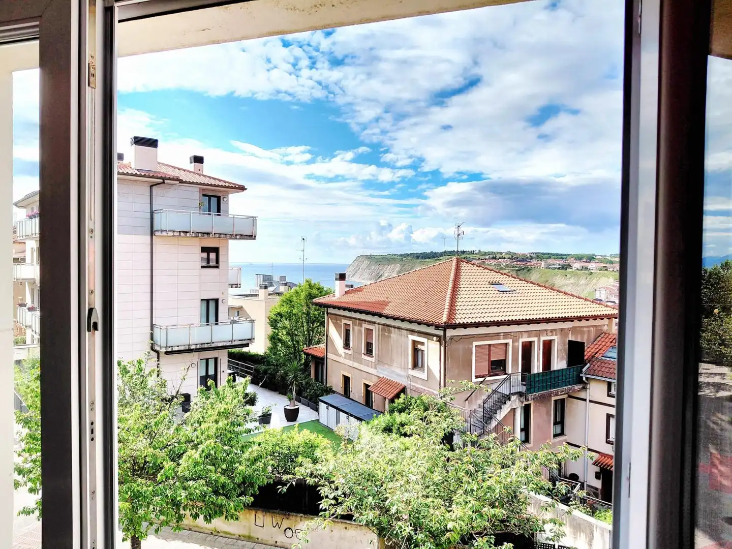 Vista exterior de Piso en venta en Getxo  con Calefacción, Terraza y Trastero