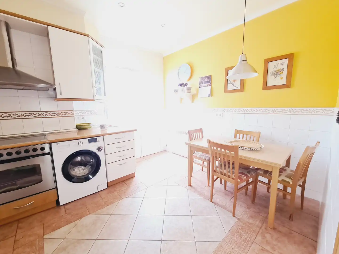 Kitchen of Flat for sale in  Pamplona / Iruña  with Heating, Parquet flooring and Furnished