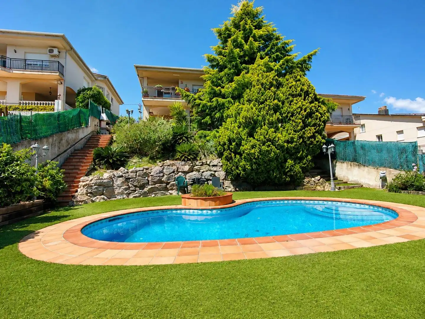 Piscina de Casa o xalet en venda en Lliçà d'Amunt amb Jardí privat i Piscina comunitària