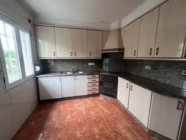 Villa con giardino in vendita a Campóns, imagen 2