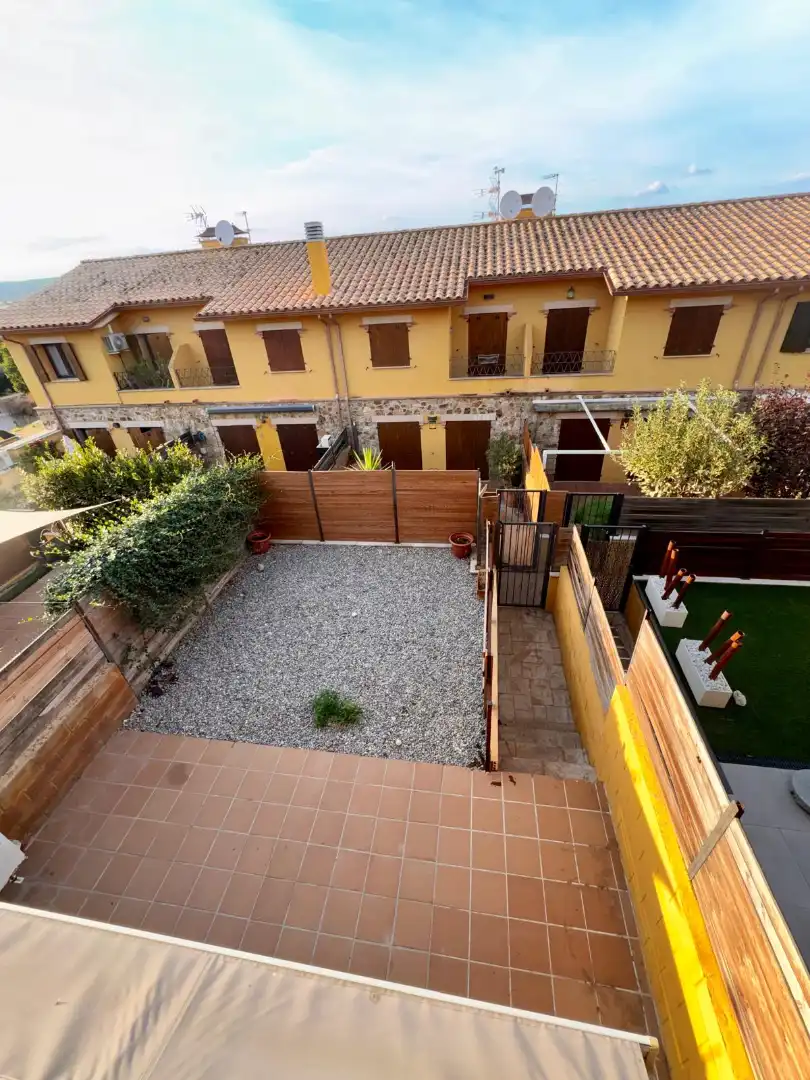 Adossat amb terrassa en venda a Carrer de Can Vinyes, imagen 17