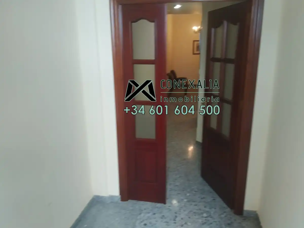Local comercial en venda a Olvera, imagen 2