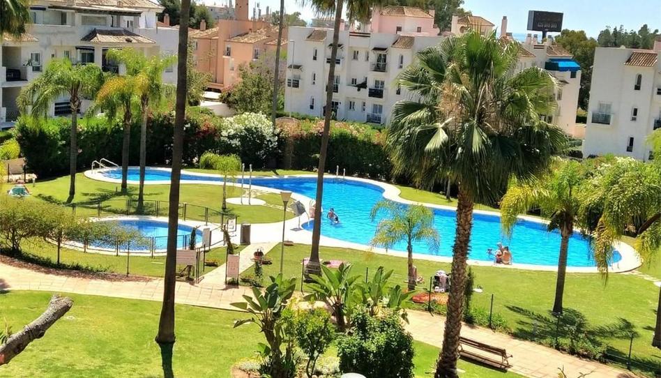 Foto 1 de Apartamento en venta en Nueva Andalucía centro, Málaga