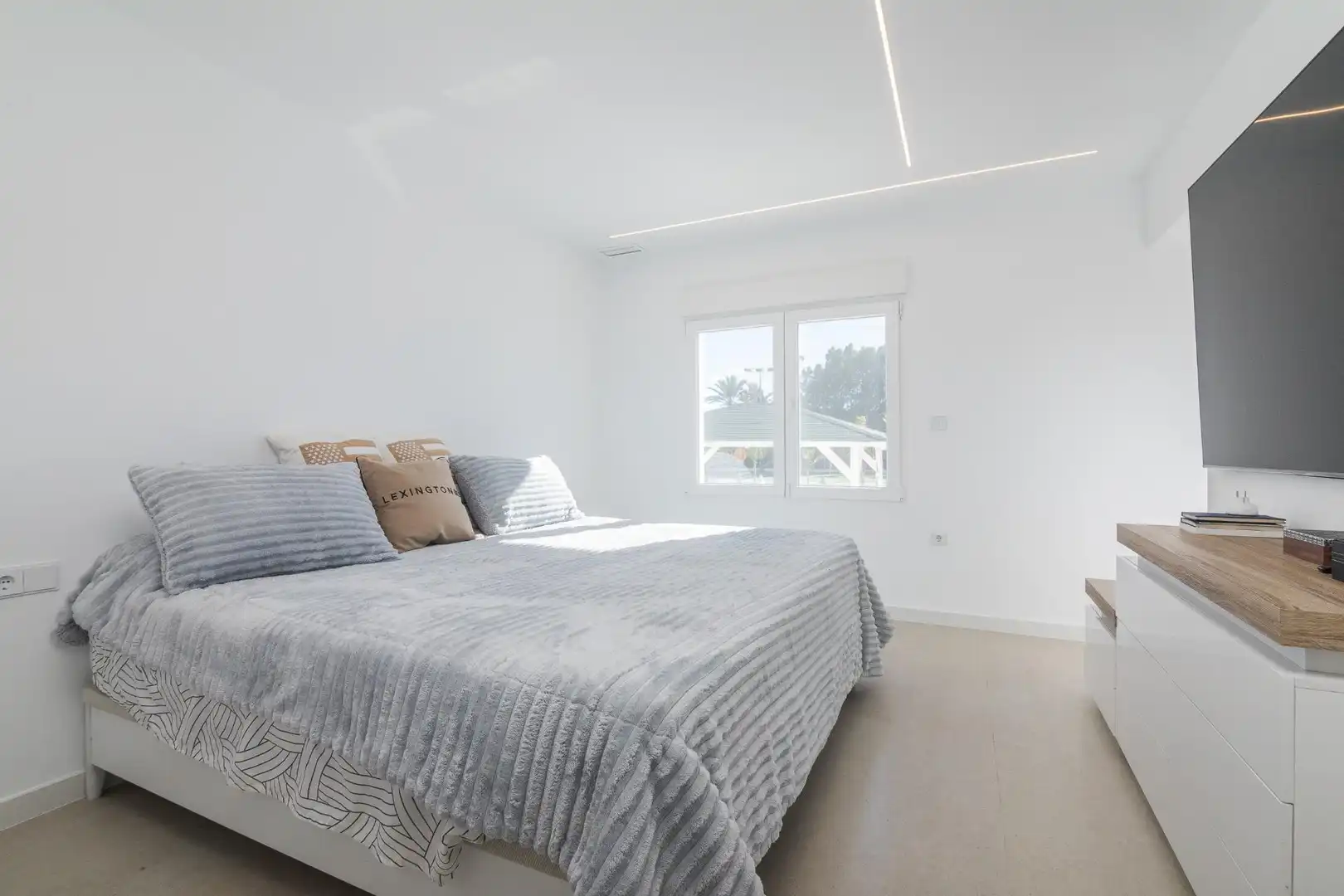 Bedroom of Houses for sale in Elche / Elx  with Air Conditioner, Private garden and Terrace