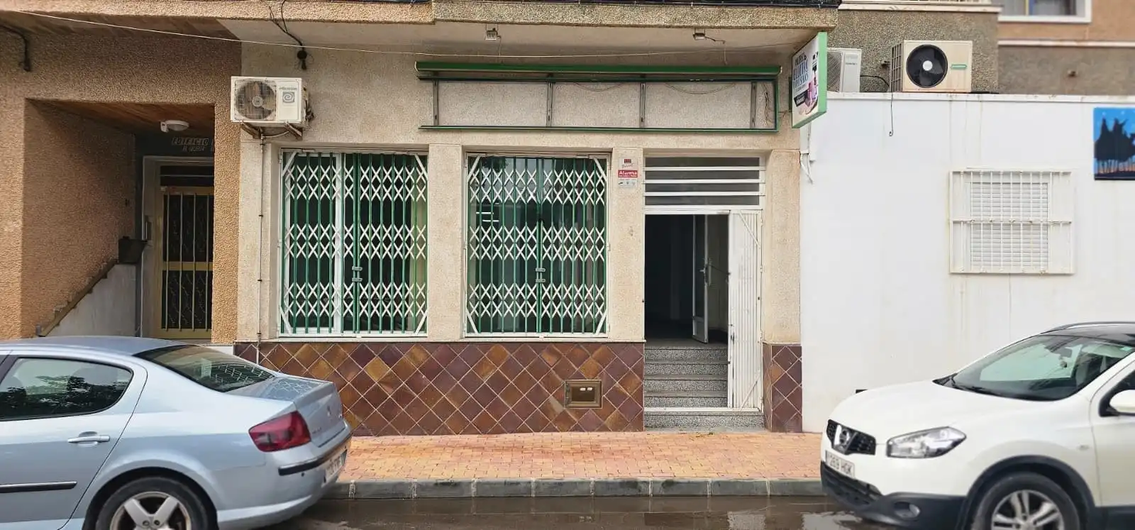 Vista exterior de Local de alquiler en San Pedro del Pinatar