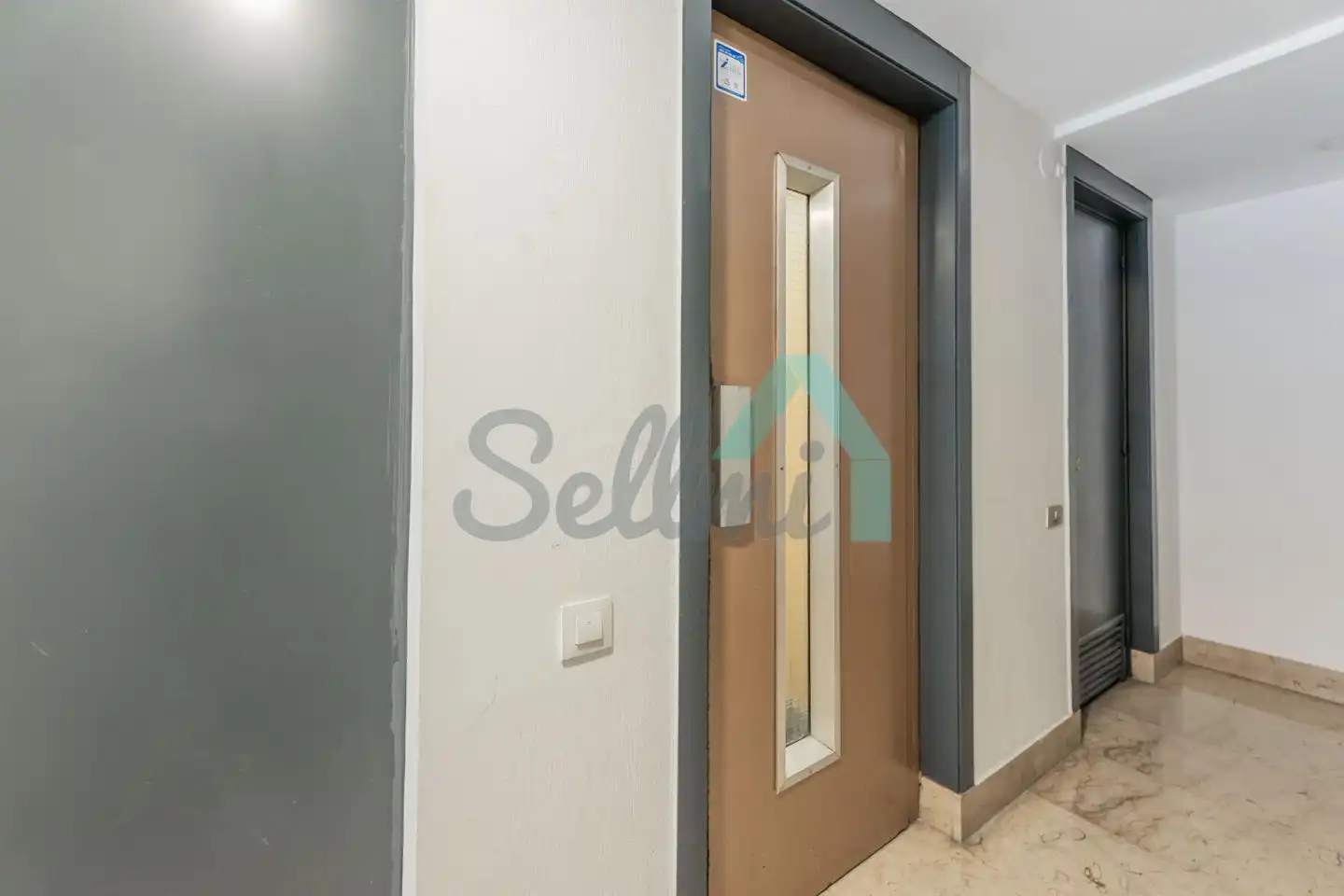 Flat for sale in Oviedo   with Heating and Furnished