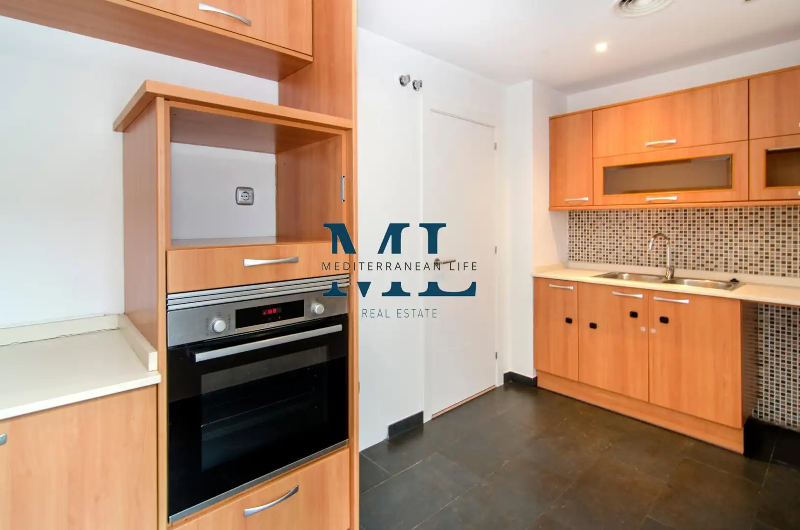 Cocina de Dúplex en venta en Sant Pere de Ribes con Calefacción, Jardín privado y Piscina