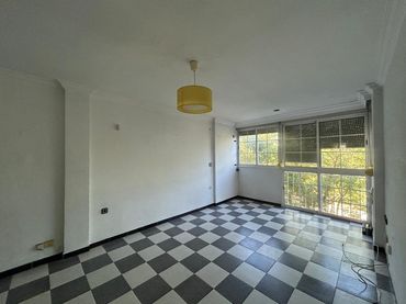 Pis amb ascensor en venda a Bellavista - La Palmera