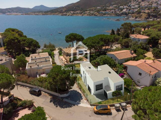 Casa-chalet en Venta en Carboneres - La Farella