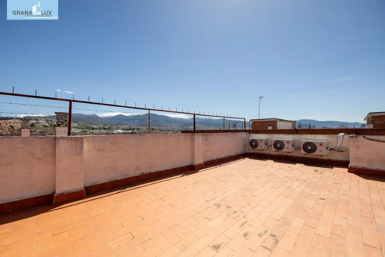 Piso con ascensor en venta en Calle del Pintor Ismael de la Serna, imagen 25