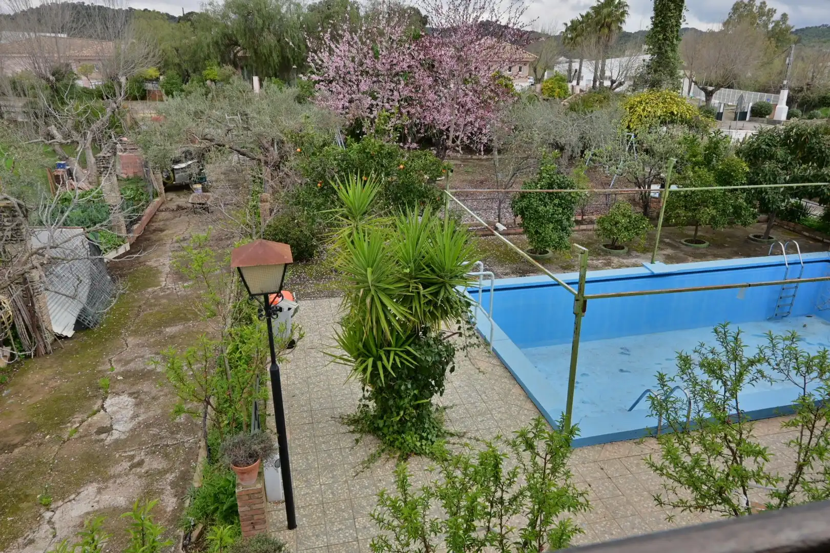 Piscina de Finca rústica en venda en Las Navas de la Concepción amb Jardí privat, Terrassa i Moblat
