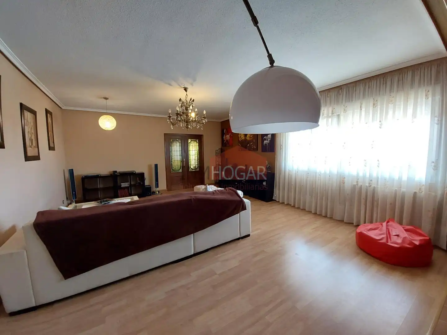 Living room of Houses for sale in Sanchidrián  with Private garden, Parquet flooring and Terrace