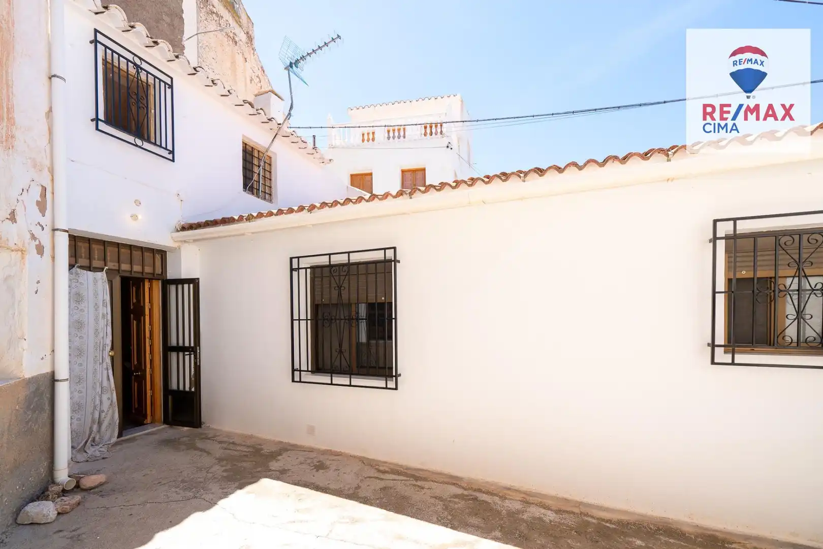 Vista exterior de Finca rústica en venta en Freila con Amueblado