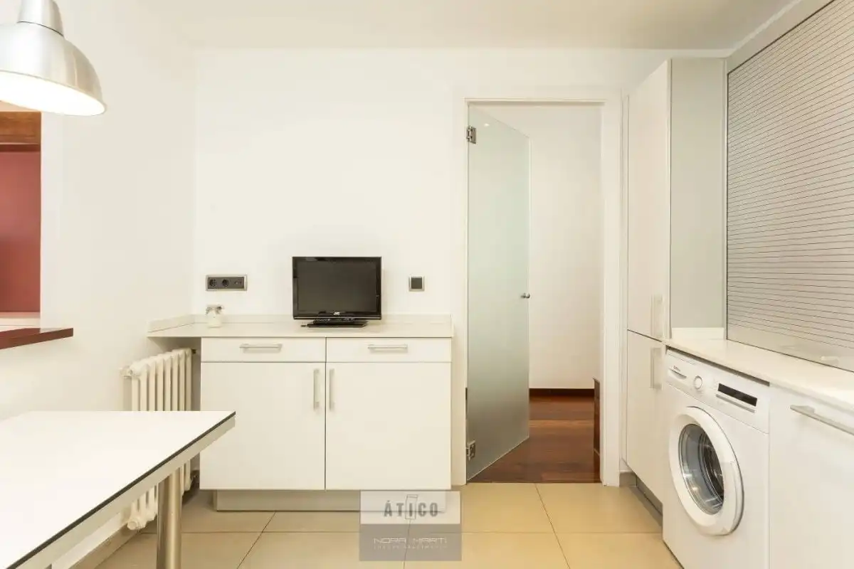 Kitchen of Flat for rent in Barcelona  with Air Conditioner, Heating and Parquet flooring