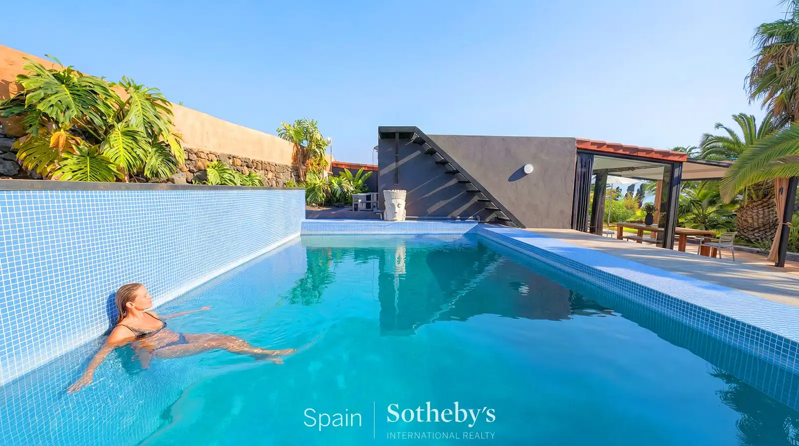 Piscina de Casa o chalet en venta en Los Llanos de Aridane con Aire acondicionado, Calefacción y Jardín privado