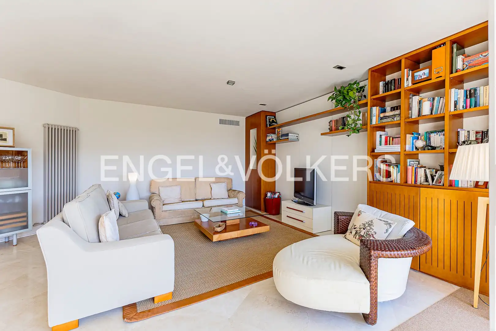 Flat with terrace for sale in Can Girona - Terramar - Vinyet, imagen 3