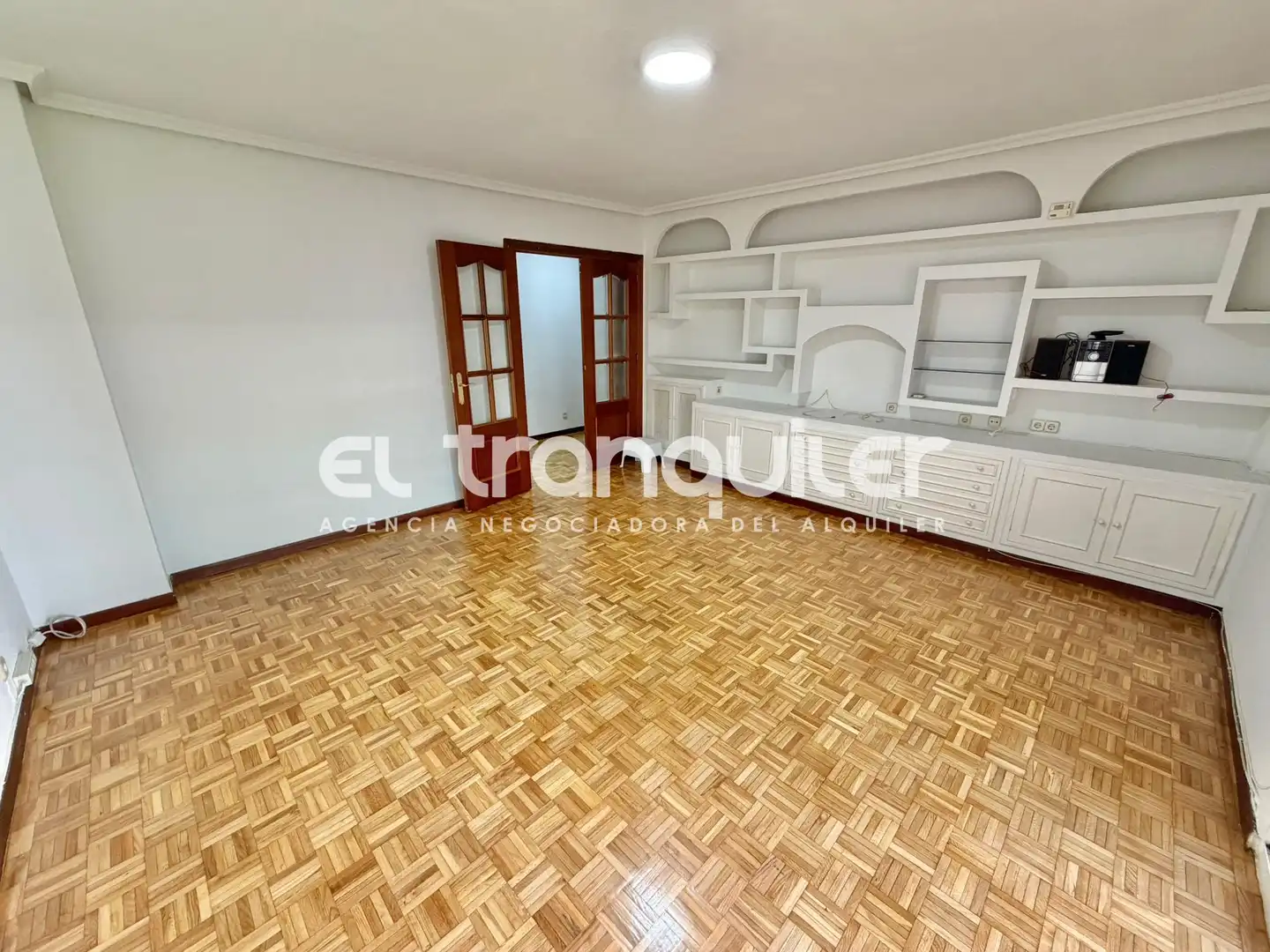 Wohnzimmer von Wohnung zur Miete in Madrid mit Klimaanlage, Parkett und Terrasse