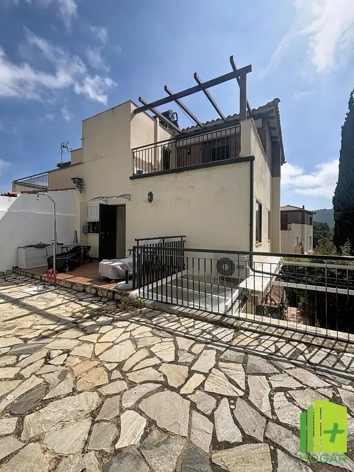Terraza de Casa adosada en venta en Jaén con Aire acondicionado, Jardín privado y Terraza