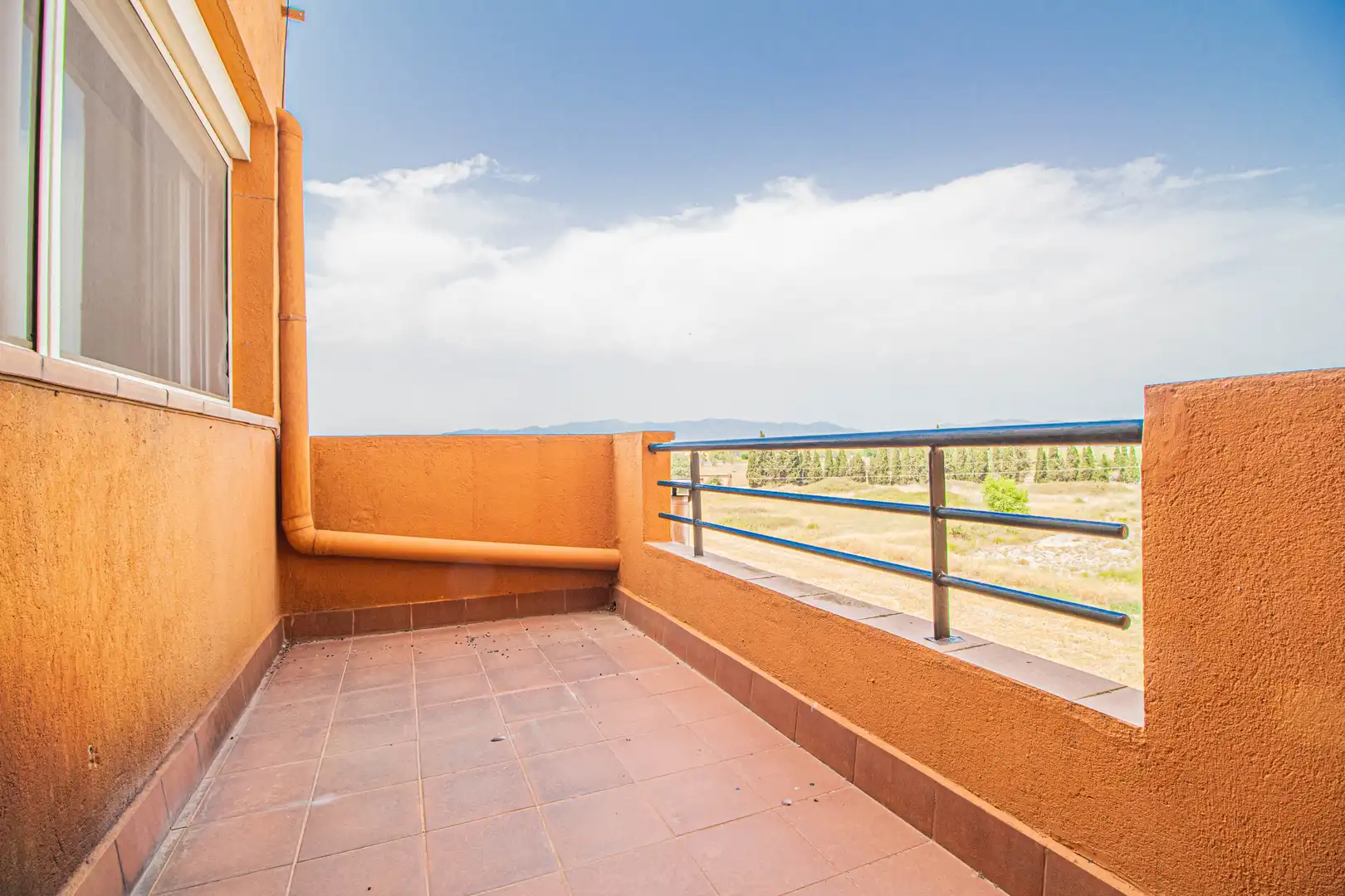 Terraza de Dúplex en venta en Figueres con Calefacción, Terraza y Balcón