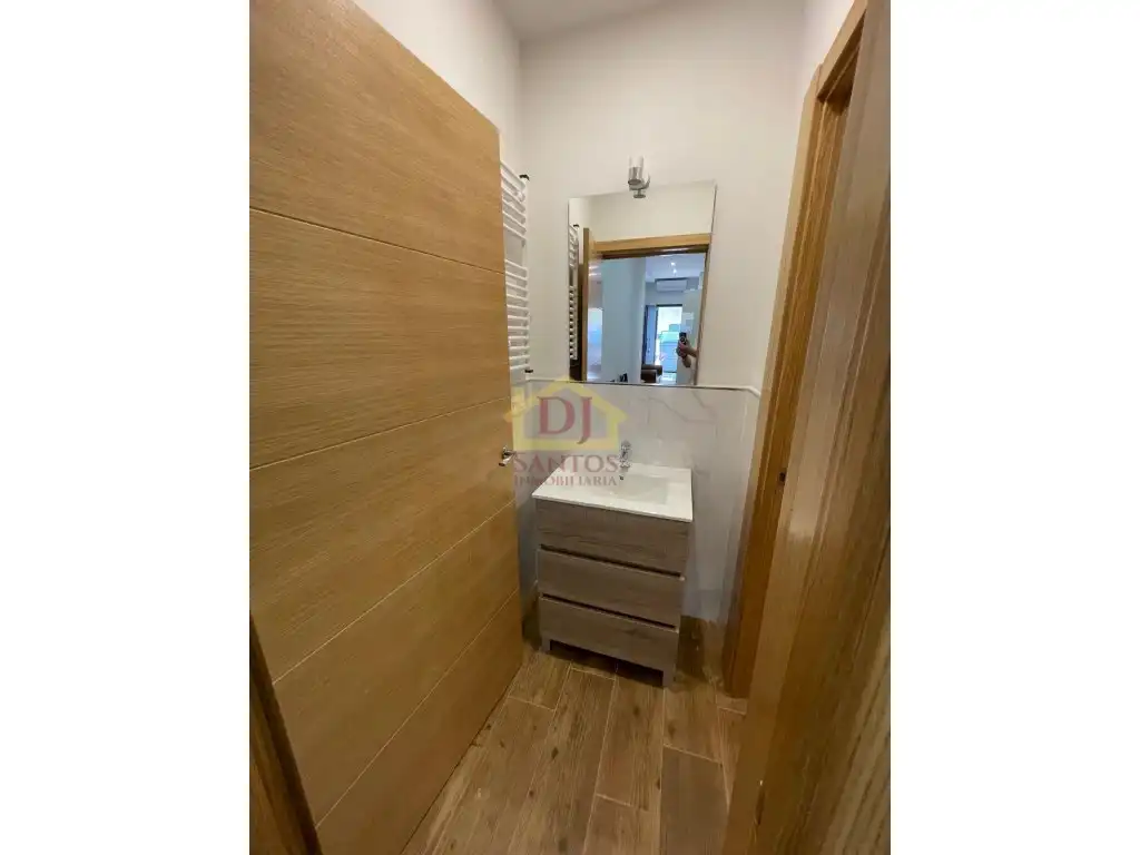 Apartamento en venta en Avenida de los Comuneros, Rollo - Puente Ladrillo