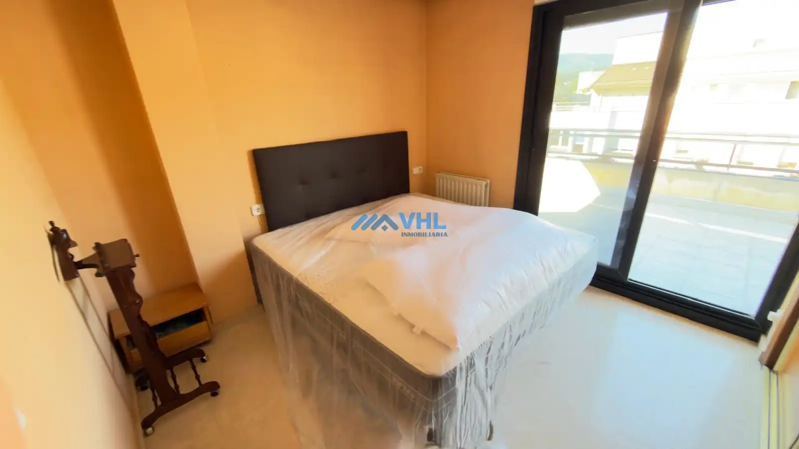 Bedroom of Apartments for sale in Castro-Urdiales  with Heating, Private garden and Furnished