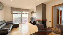 Living room of Flat for sale in Mollet del Vallès  with Air Conditioner, Heating and Balcony