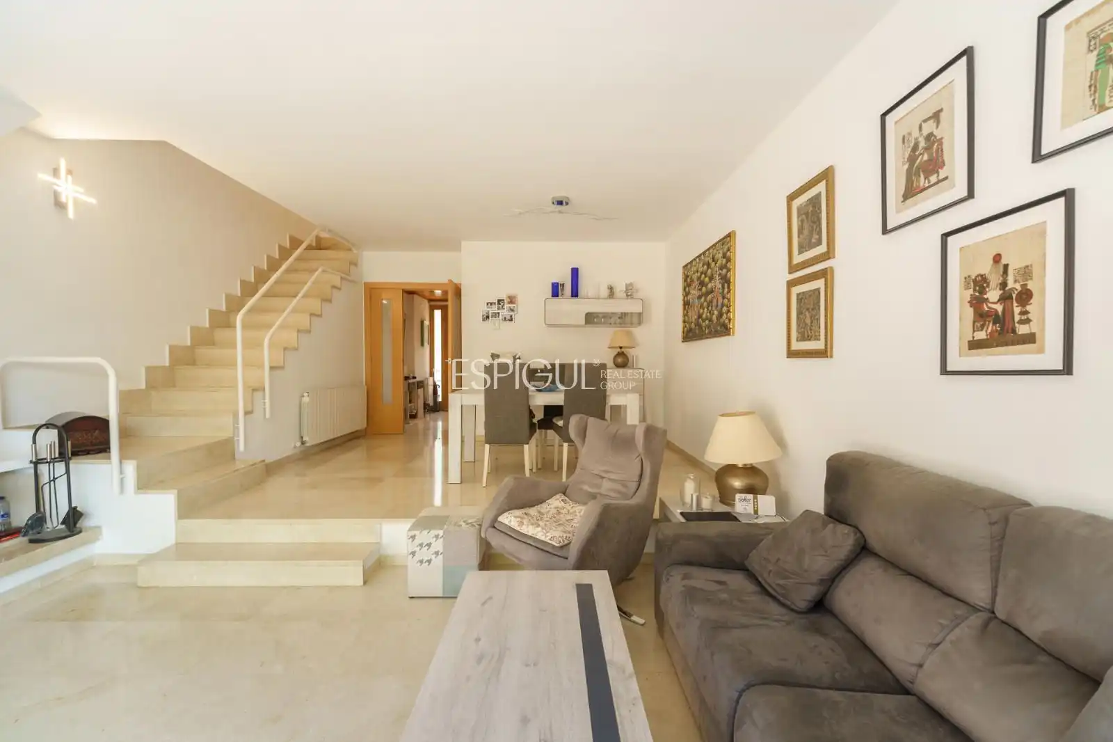 Sala de estar de Casa adosada en venta en Tiana con Calefacción, Jardín privado y Parquet