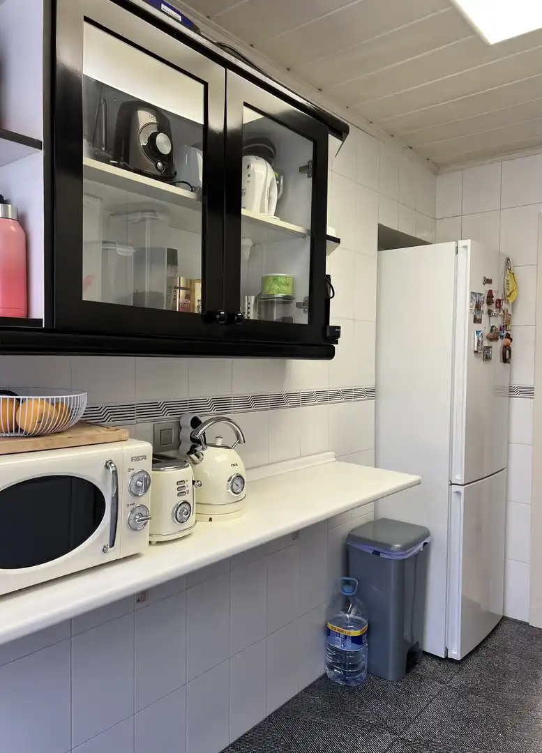 Küche von Wohnung zur untervermieten in Gavà mit Klimaanlage, Privatgarten und Terrasse