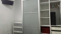 Bedroom of Flat to rent in  Madrid Capital  with Air Conditioner, Heating and Parquet flooring