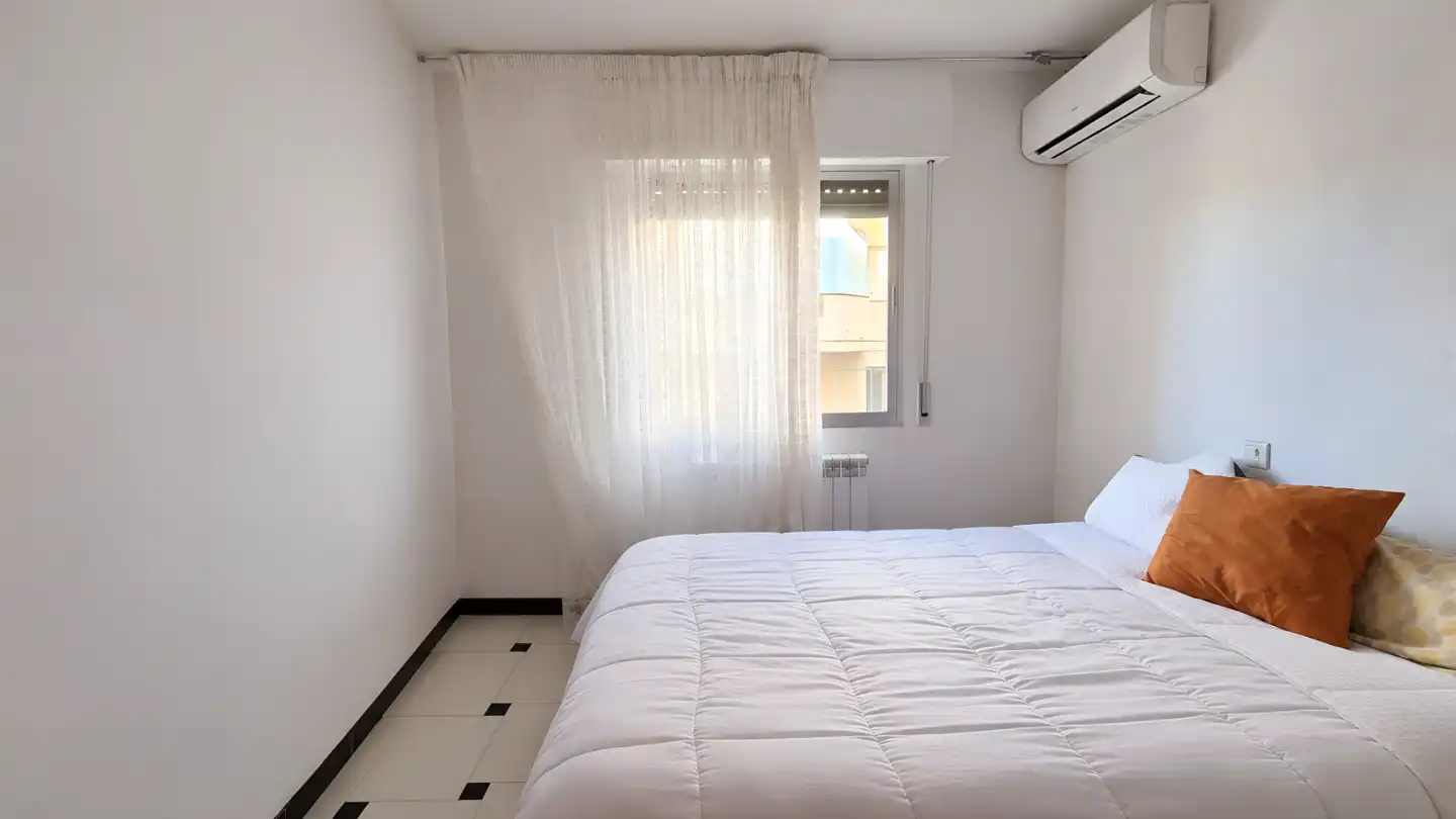 Habitación de Dúplex en venta en La Adrada , Ávila